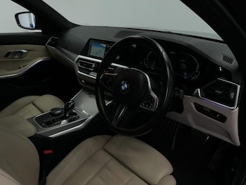 Used BMW 3 Series 2021 for sale - 75600832: Photo
