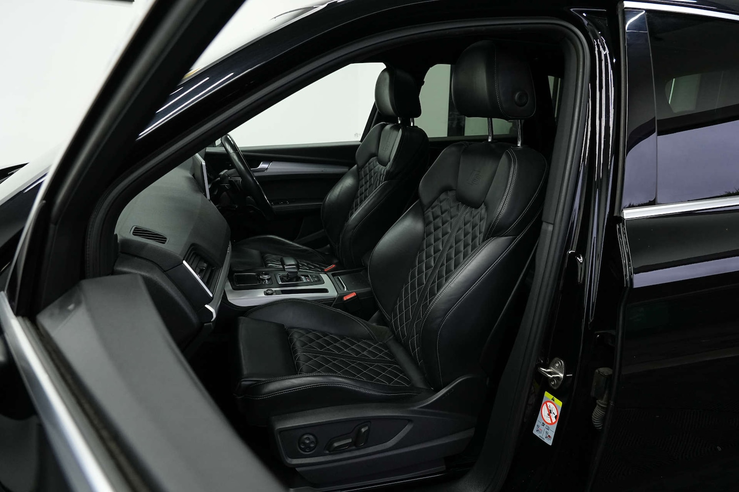 Used Audi Q5 2018 for sale - 77578907: Photo 15