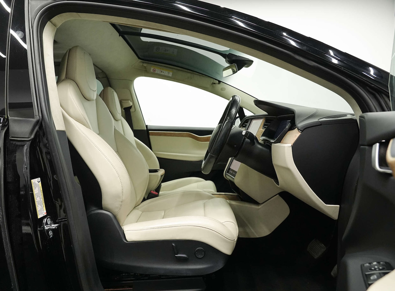 Used Tesla Model X 2019 for sale - 77567810: Photo 72