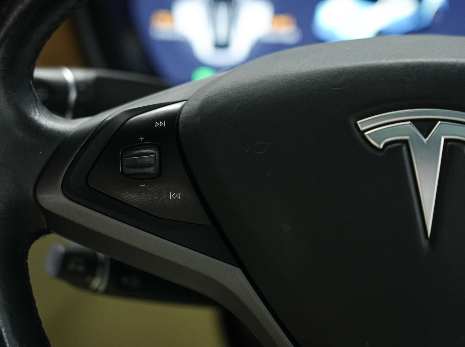 Used Tesla Model X 2019 for sale - 77567810: Photo 74