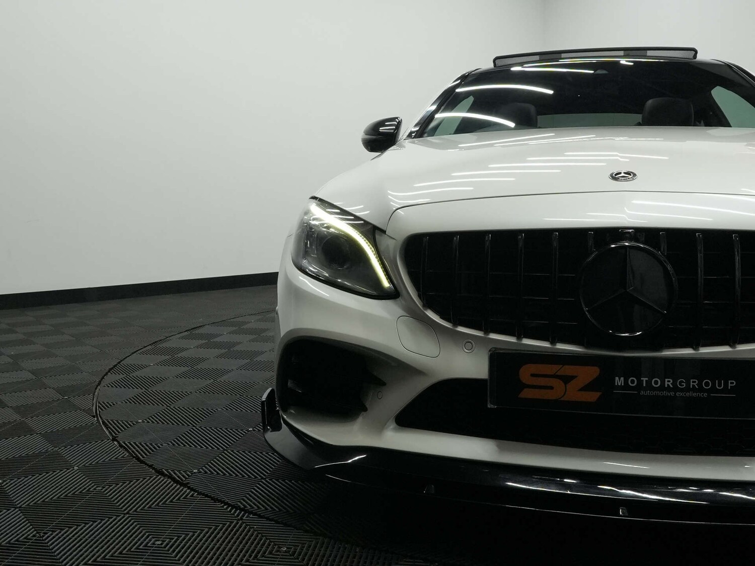 Used Mercedes-Benz C Class 2018 for sale - 76542303: Photo 65