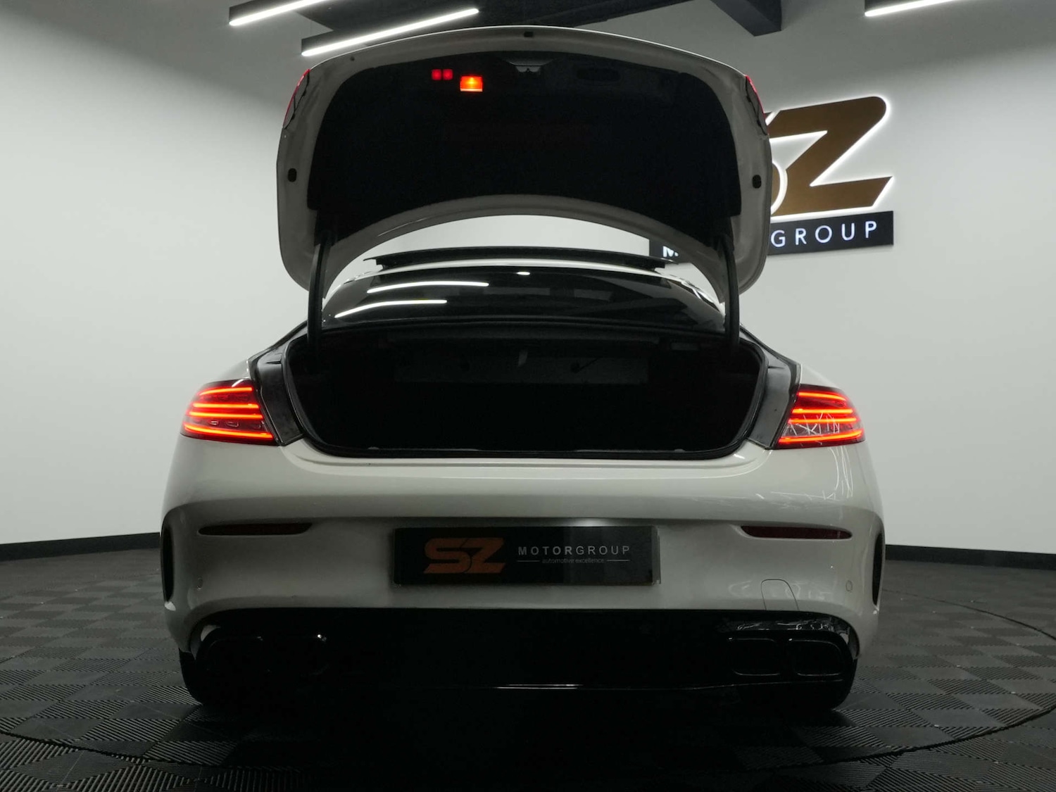 Used Mercedes-Benz C Class 2018 for sale - 76542303: Photo 73