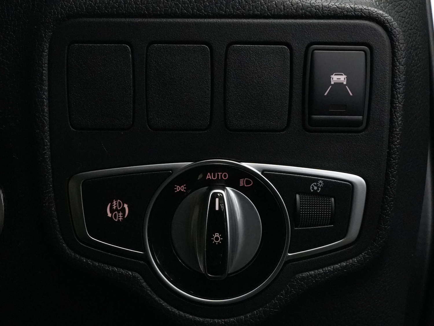 Used Mercedes-Benz X Class 2018 for sale - 77617139: Photo 65