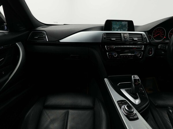 Used BMW 3 Series 2017 for sale - 76278402: Photo 23