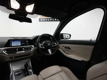 Used BMW 3 Series 2019 for sale - 76382751: Photo