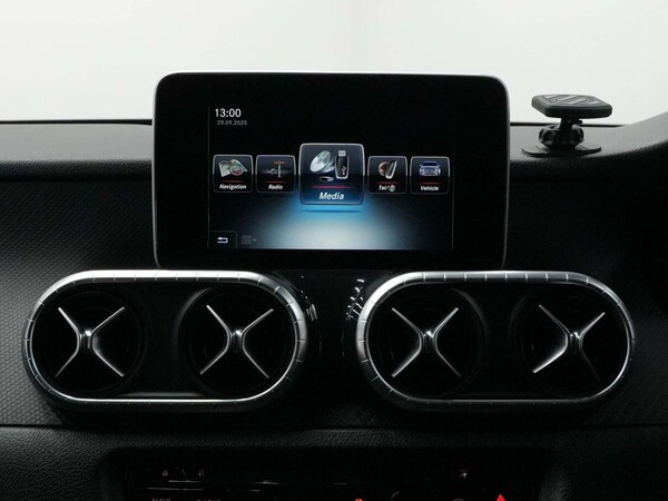 Used Mercedes-Benz X Class 2018 for sale - 76278448: Photo 46