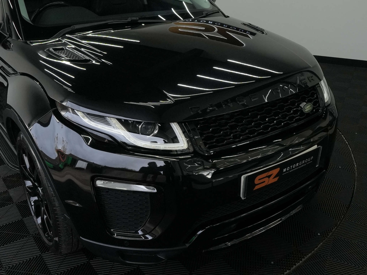 Used Land Rover Range Rover Evoque 2017 for sale - 76544294: Photo 40
