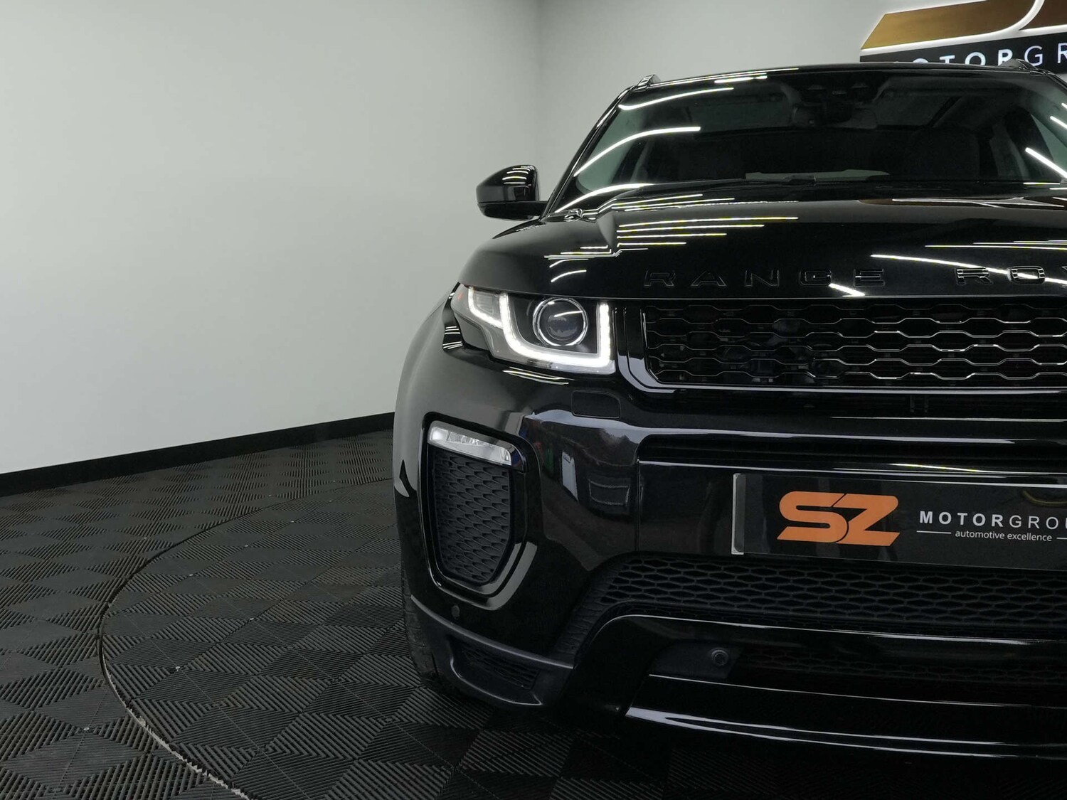 Used Land Rover Range Rover Evoque 2017 for sale - 76544294: Photo 65