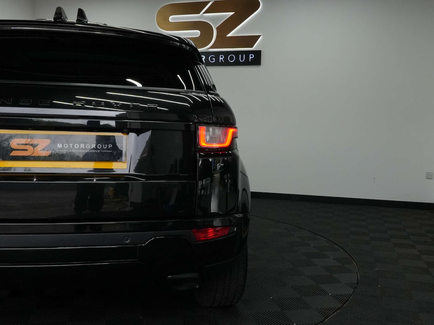 Used Land Rover Range Rover Evoque 2017 for sale - 76544294: Photo 68