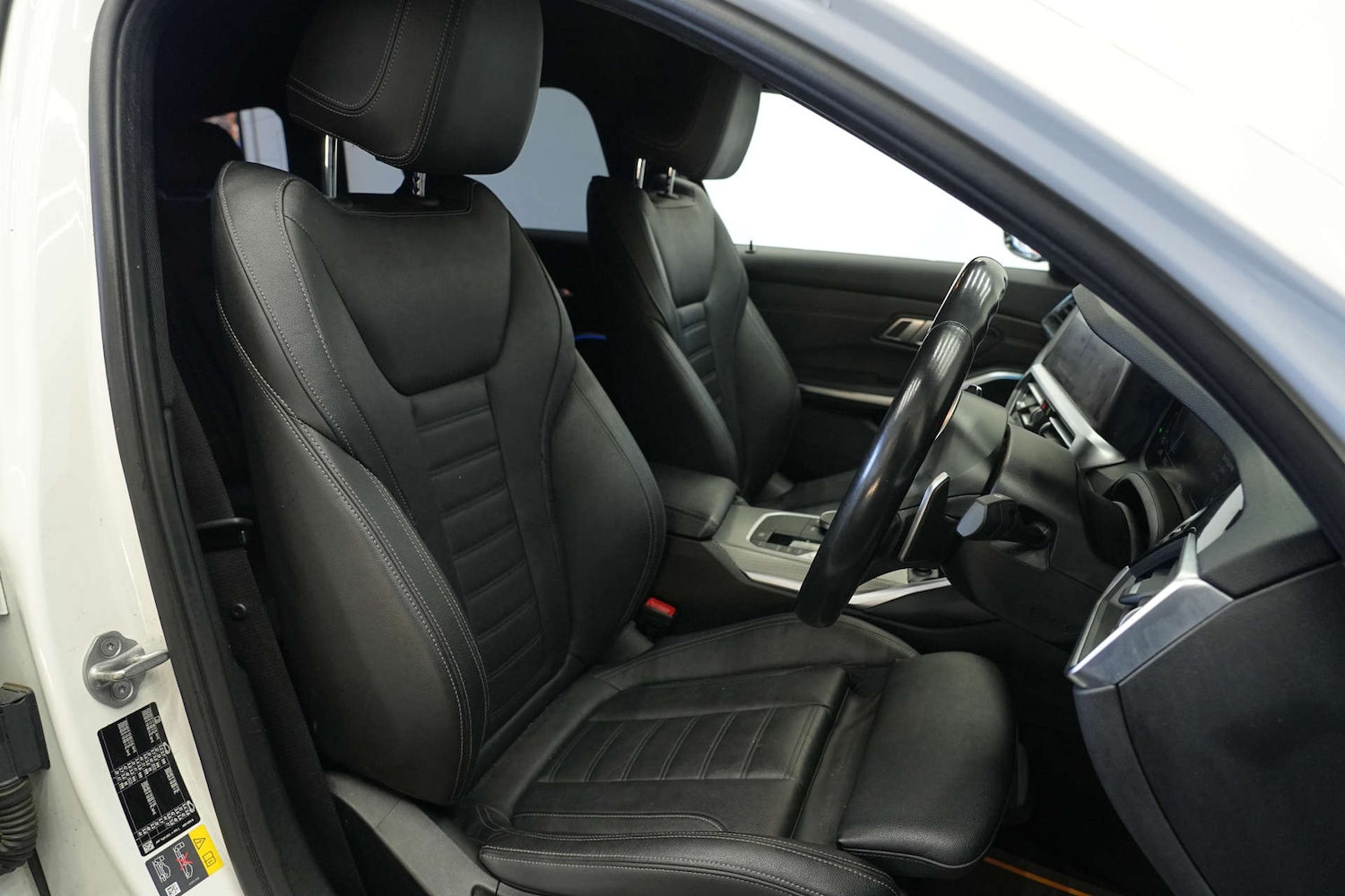 Used BMW 3 Series 2021 for sale - 77022276: Photo 12