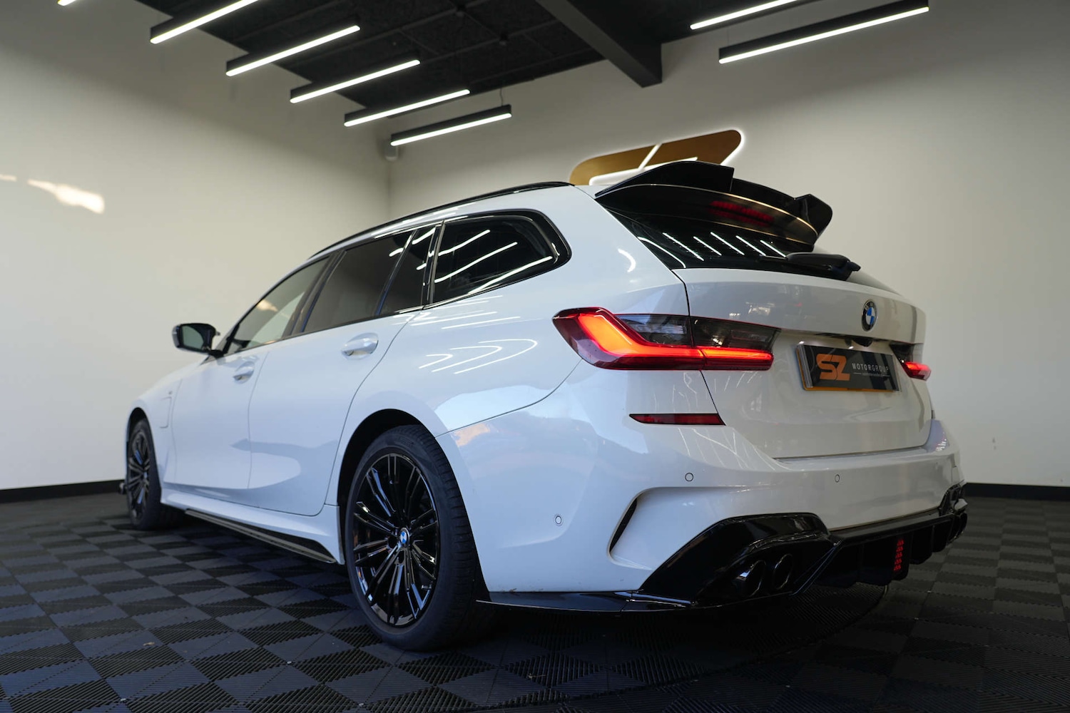 Used BMW 3 Series 2021 for sale - 77022276: Photo 2