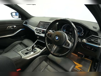 Used BMW 3 Series 2021 for sale - 77022276: Photo