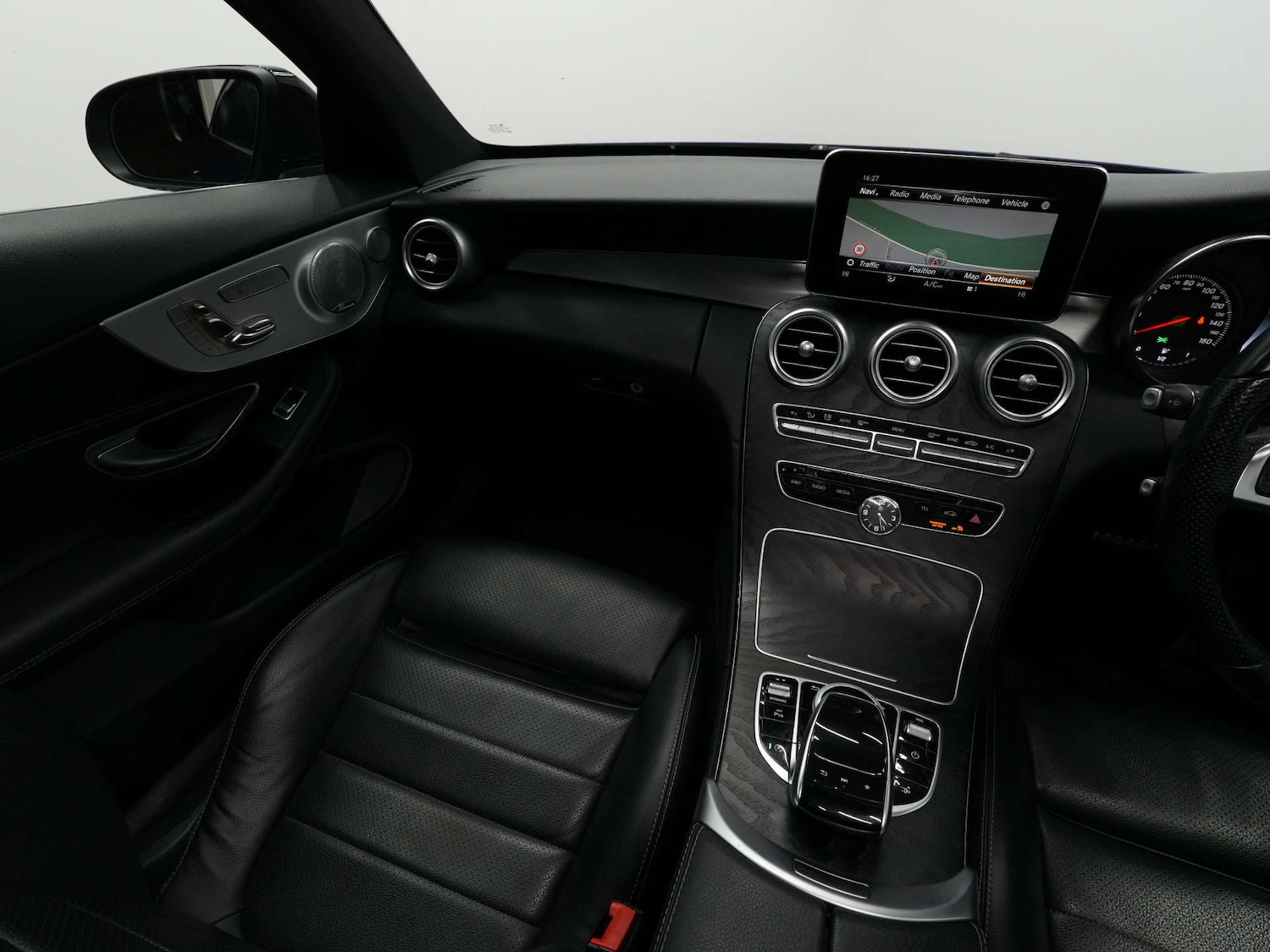 Used Mercedes-Benz C Class 2018 for sale - 76629588: Photo 13