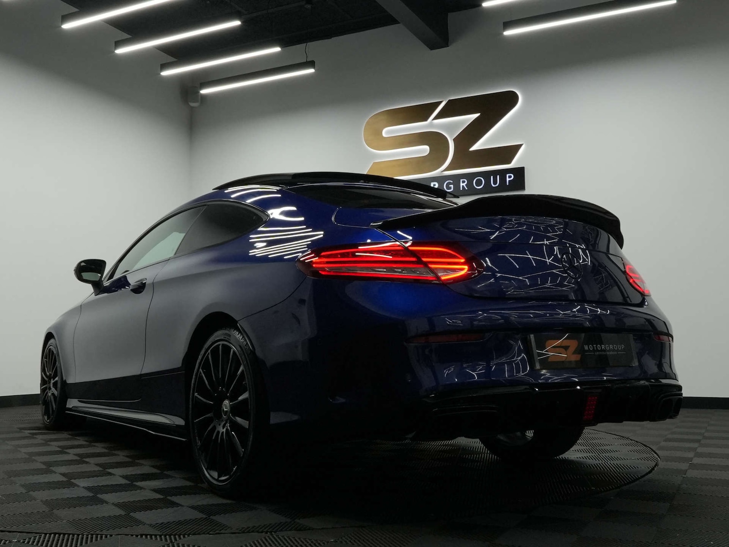 Used Mercedes-Benz C Class 2018 for sale - 76629588: Photo 2