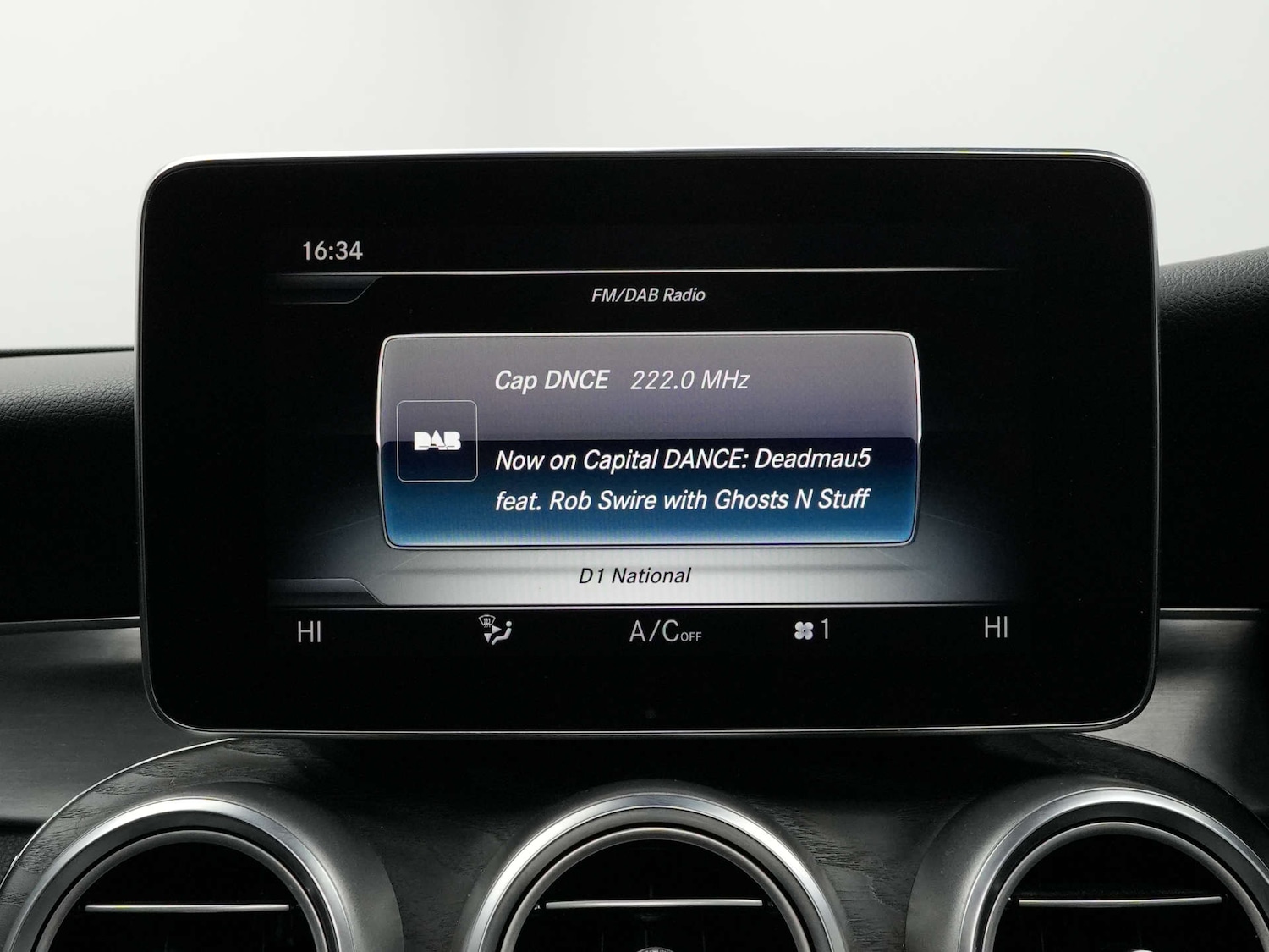 Used Mercedes-Benz C Class 2018 for sale - 76629588: Photo 43