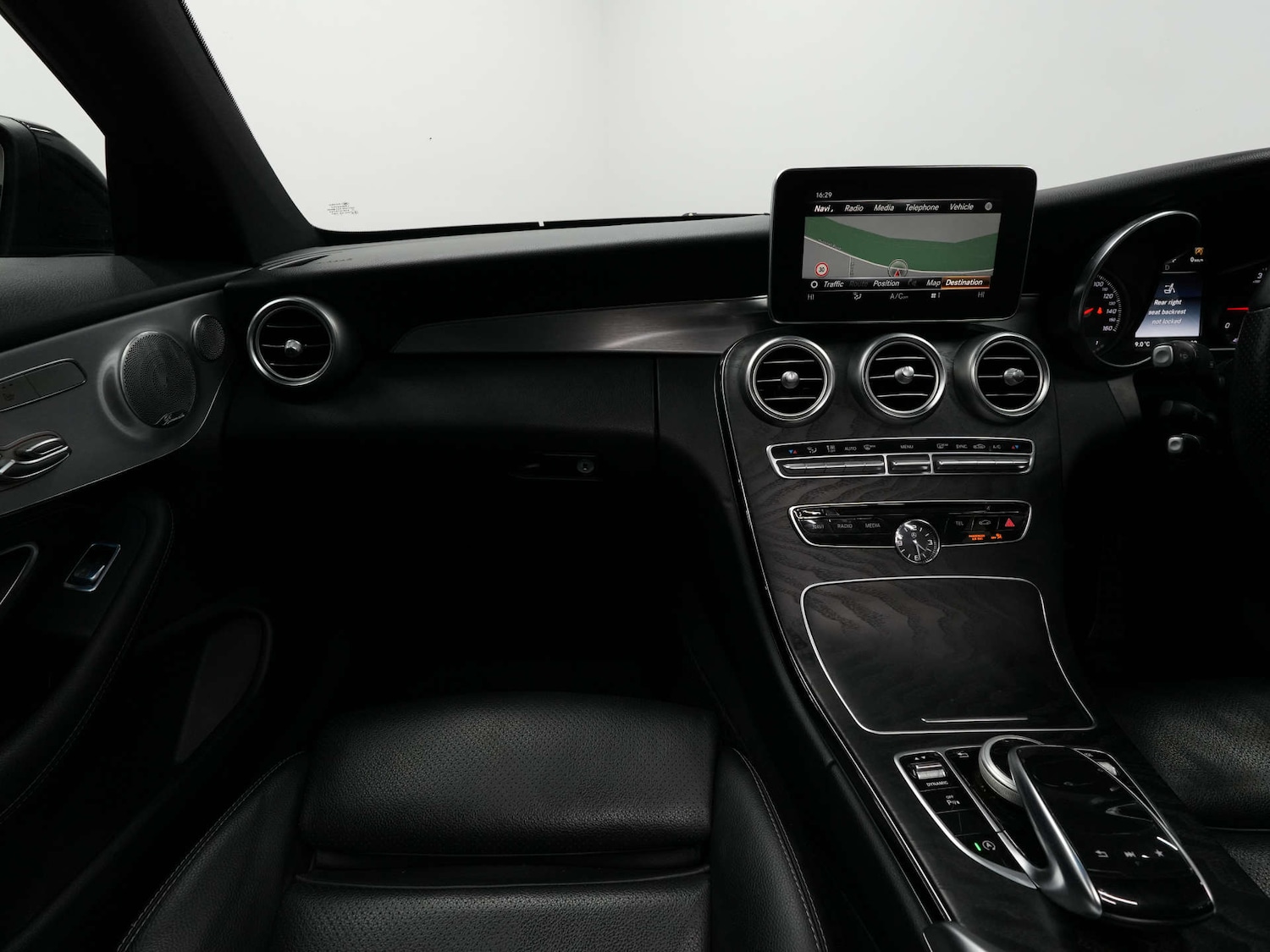 Used Mercedes-Benz C Class 2018 for sale - 76629588: Photo 52