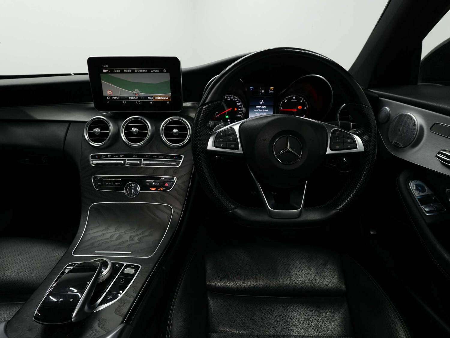 Used Mercedes-Benz C Class 2018 for sale - 76629588: Photo 54