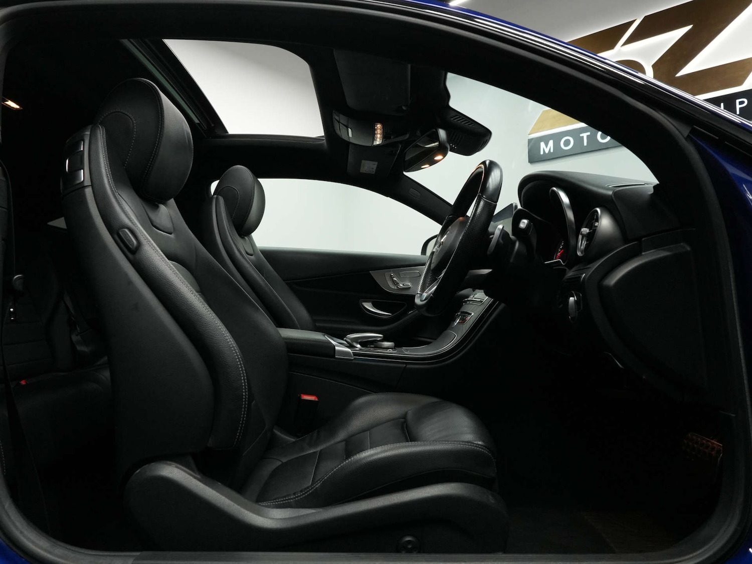 Used Mercedes-Benz C Class 2018 for sale - 76629588: Photo 62