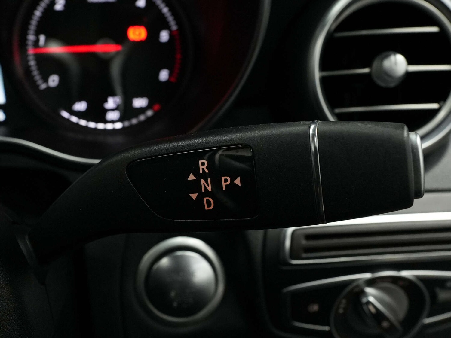 Used Mercedes-Benz C Class 2018 for sale - 76629588: Photo 75