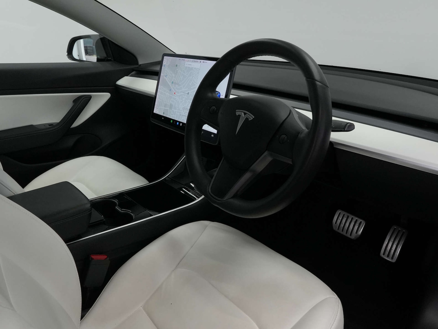 Used Tesla Model 3 2021 for sale - 76384154: Photo 3