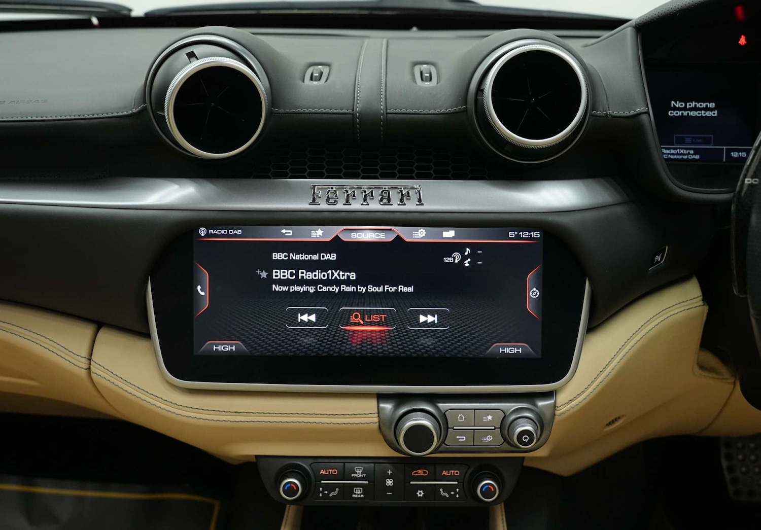 Used Ferrari Portofino 2019 for sale - 78055156: Photo 63