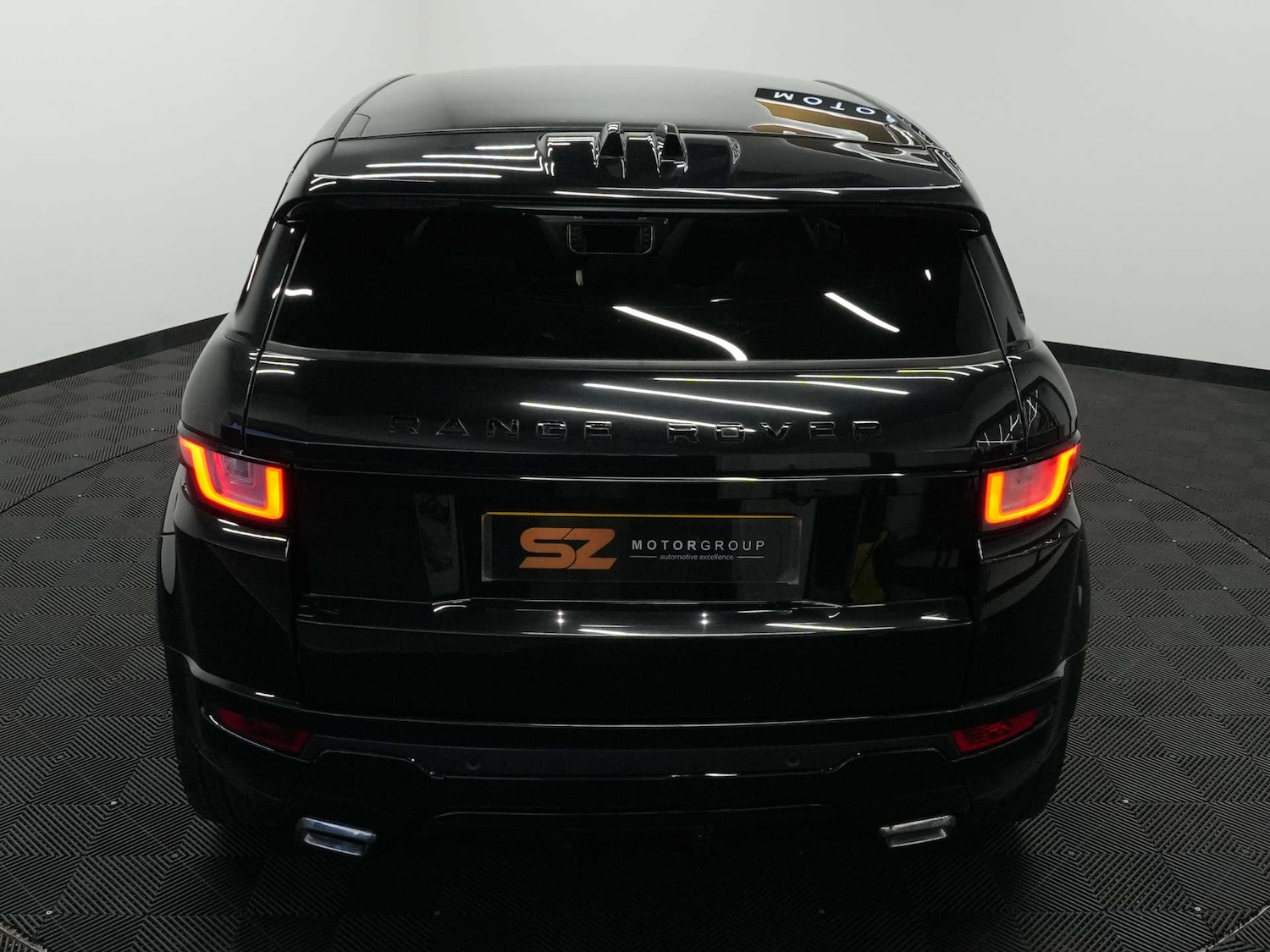 Used Land Rover Range Rover Evoque 2015 for sale - 77054923: Photo 11