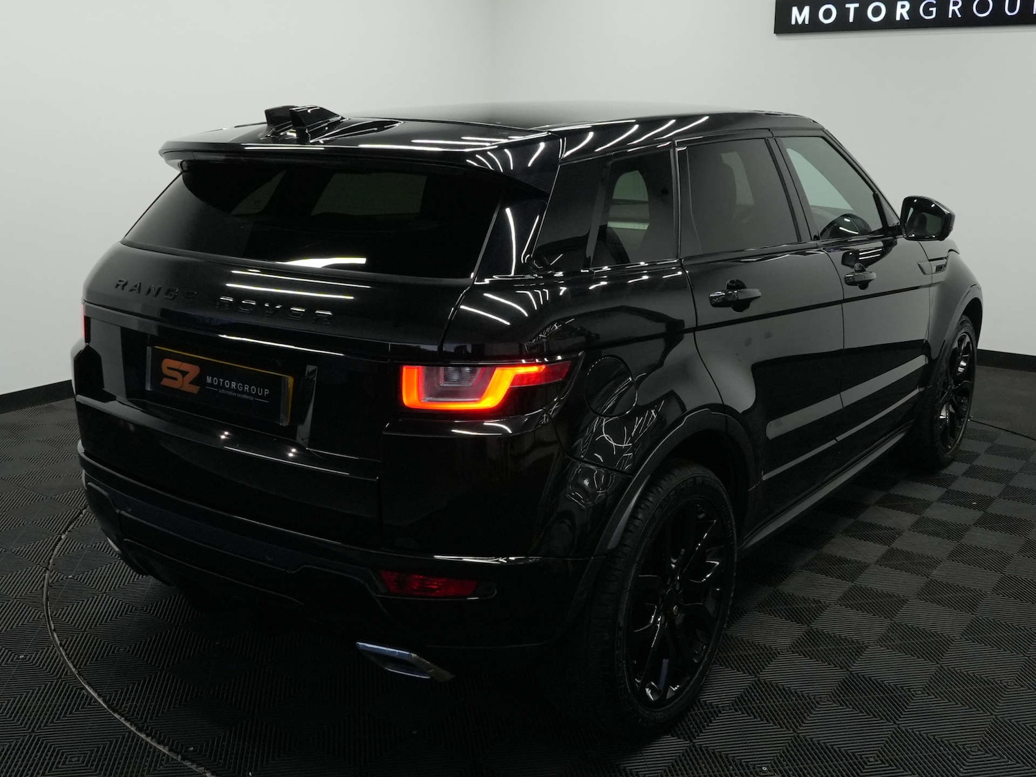 Used Land Rover Range Rover Evoque 2015 for sale - 77054923: Photo 12