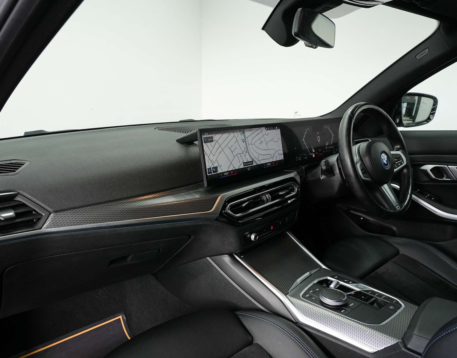 Used BMW 3 Series 2022 for sale - 77917765: Photo 38