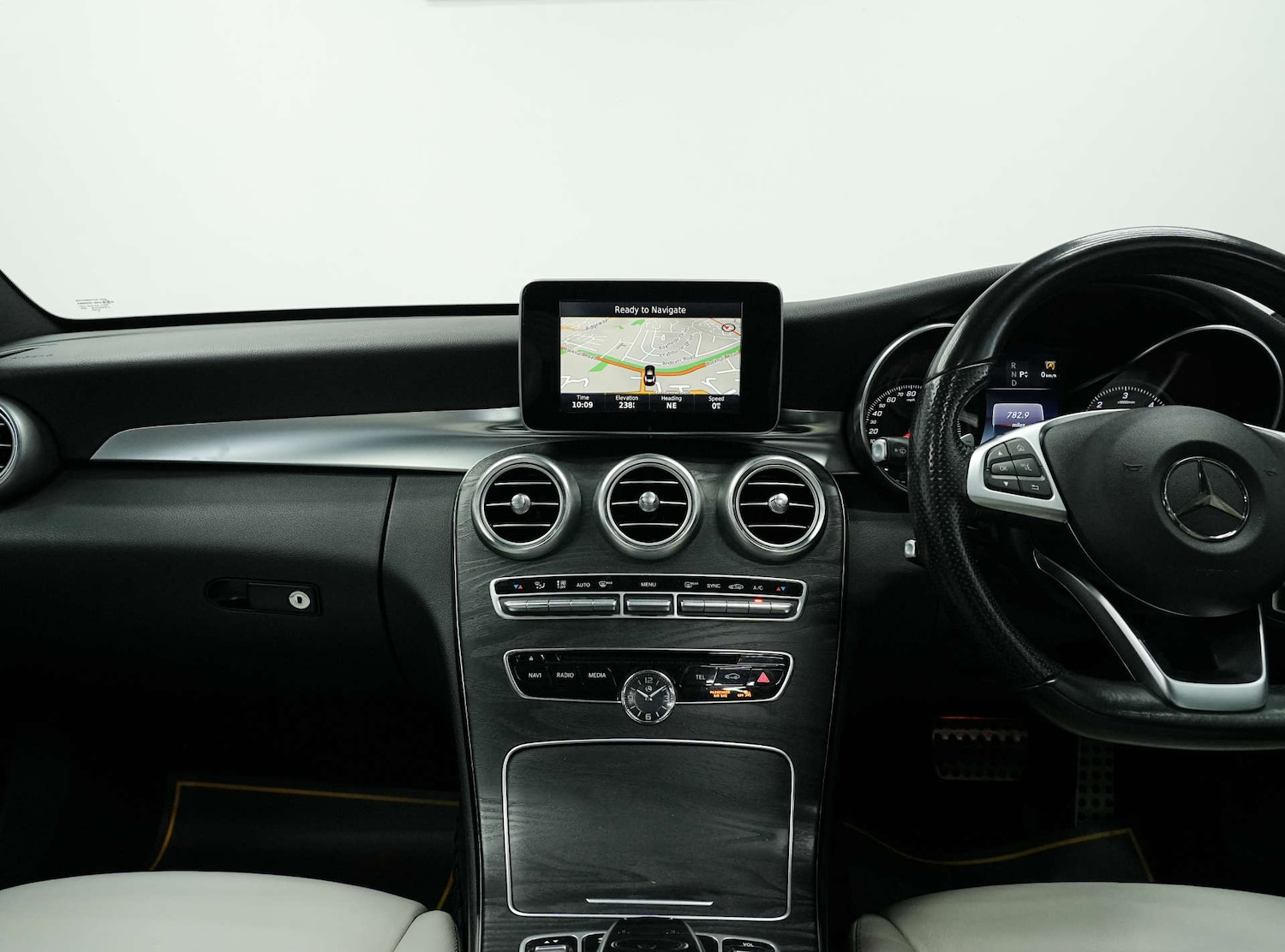 Used Mercedes-Benz C Class 2016 for sale - 78045936: Photo 24