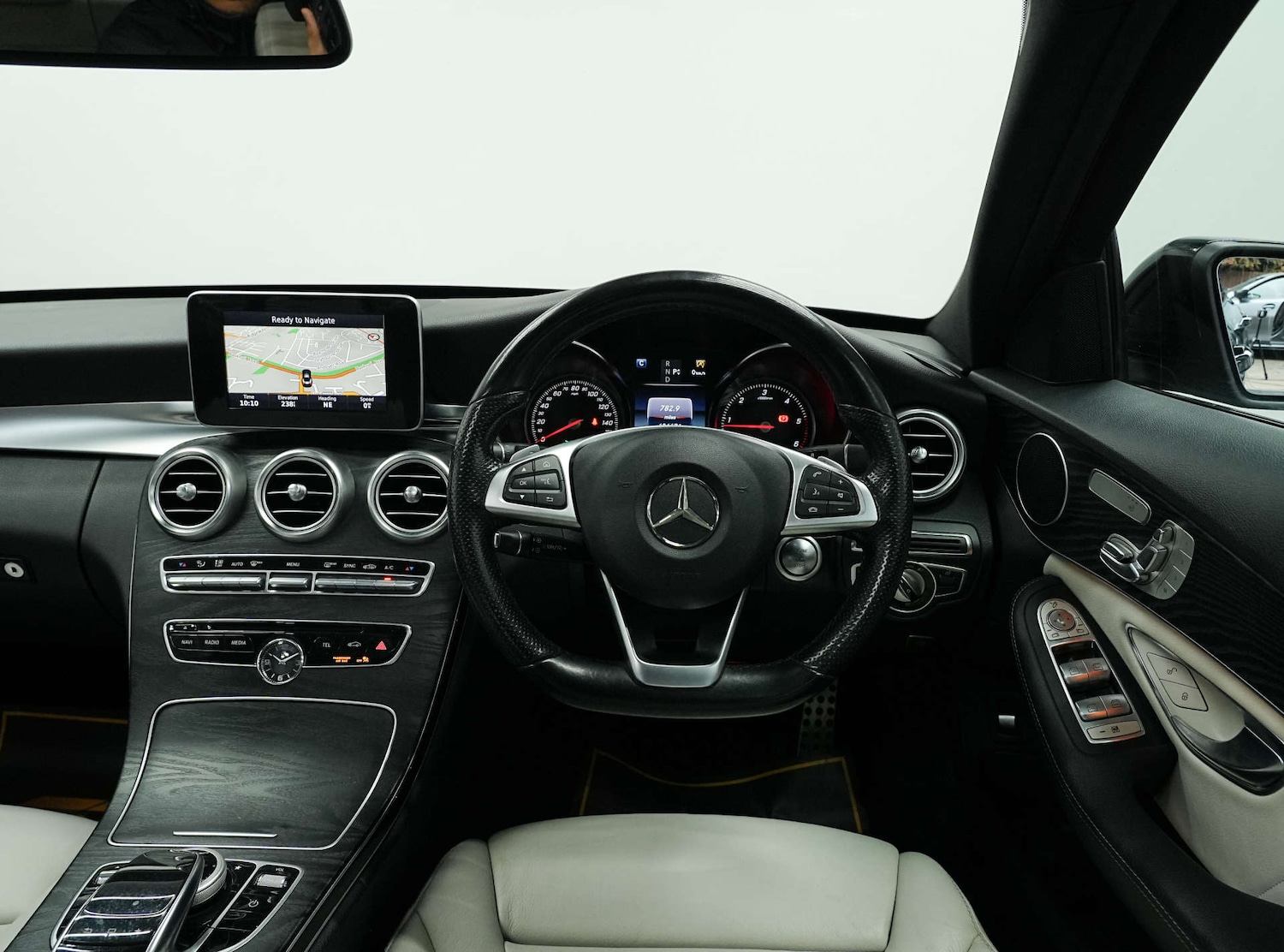 Used Mercedes-Benz C Class 2016 for sale - 78045936: Photo 25