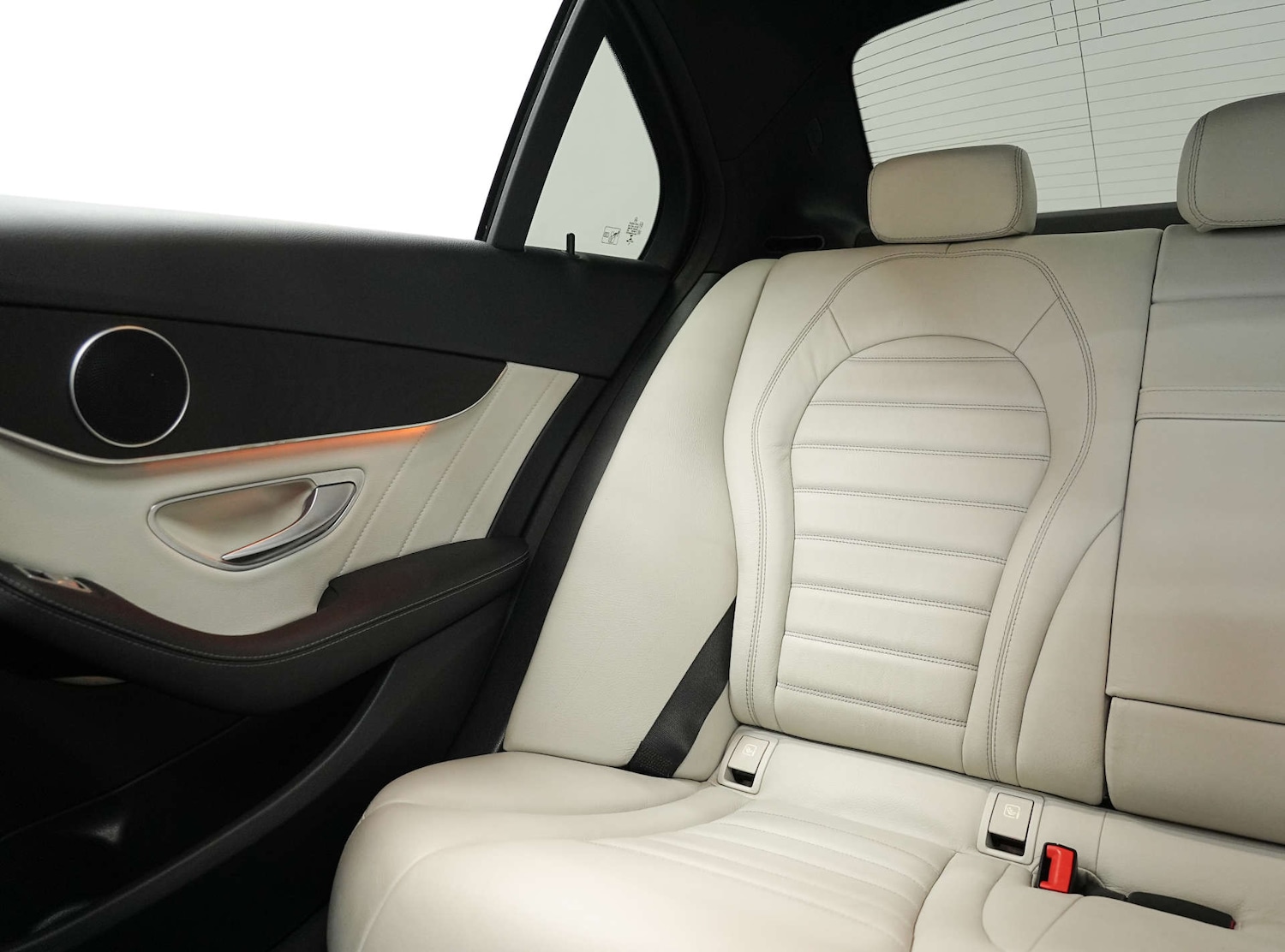 Used Mercedes-Benz C Class 2016 for sale - 78045936: Photo 28