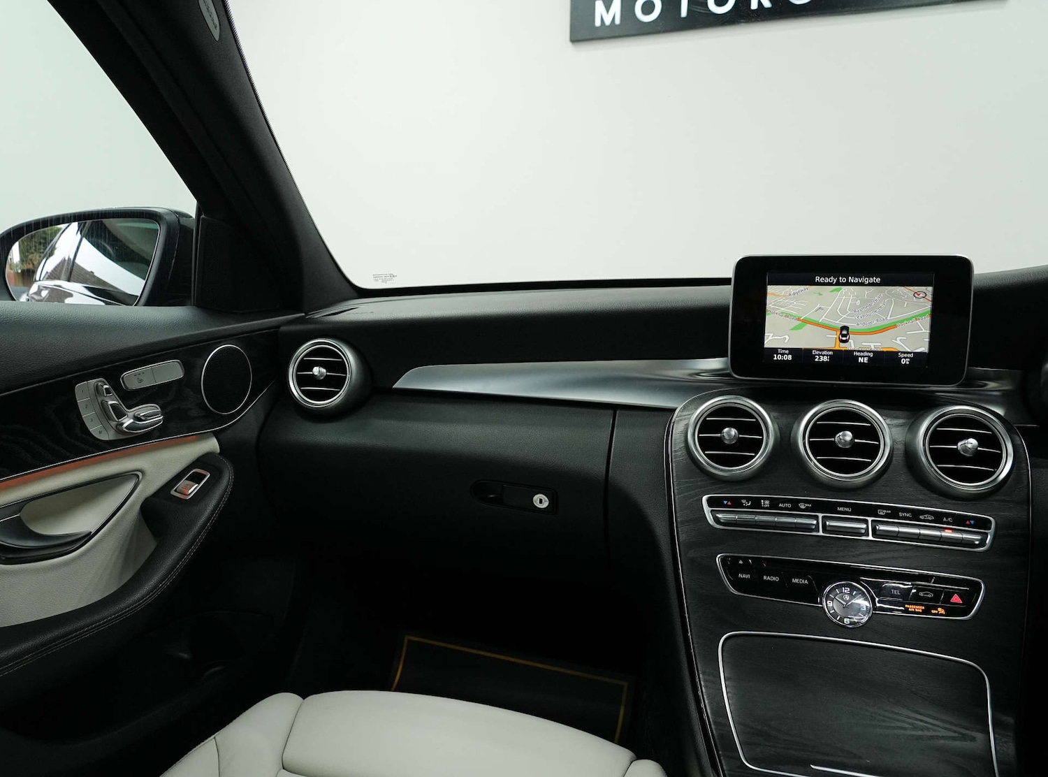 Used Mercedes-Benz C Class 2016 for sale - 78045936: Photo 55