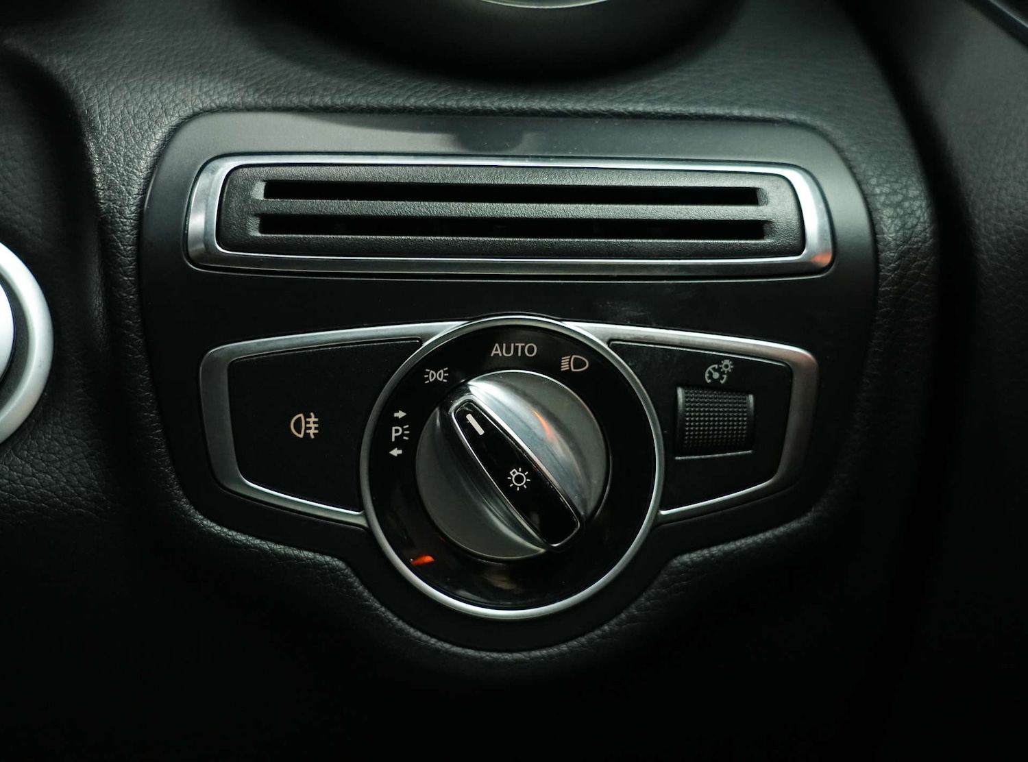 Used Mercedes-Benz C Class 2016 for sale - 78045936: Photo 74