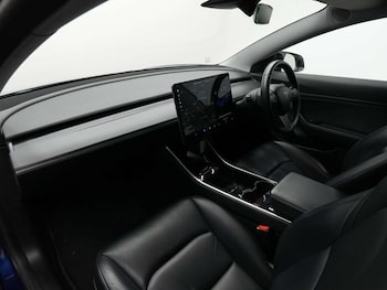 Used Tesla Model 3 2019 for sale - 76604226: Photo