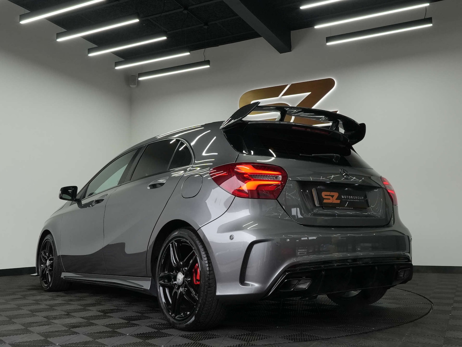 Used Mercedes-Benz A-Class 2017 for sale - 76301979: Photo 2