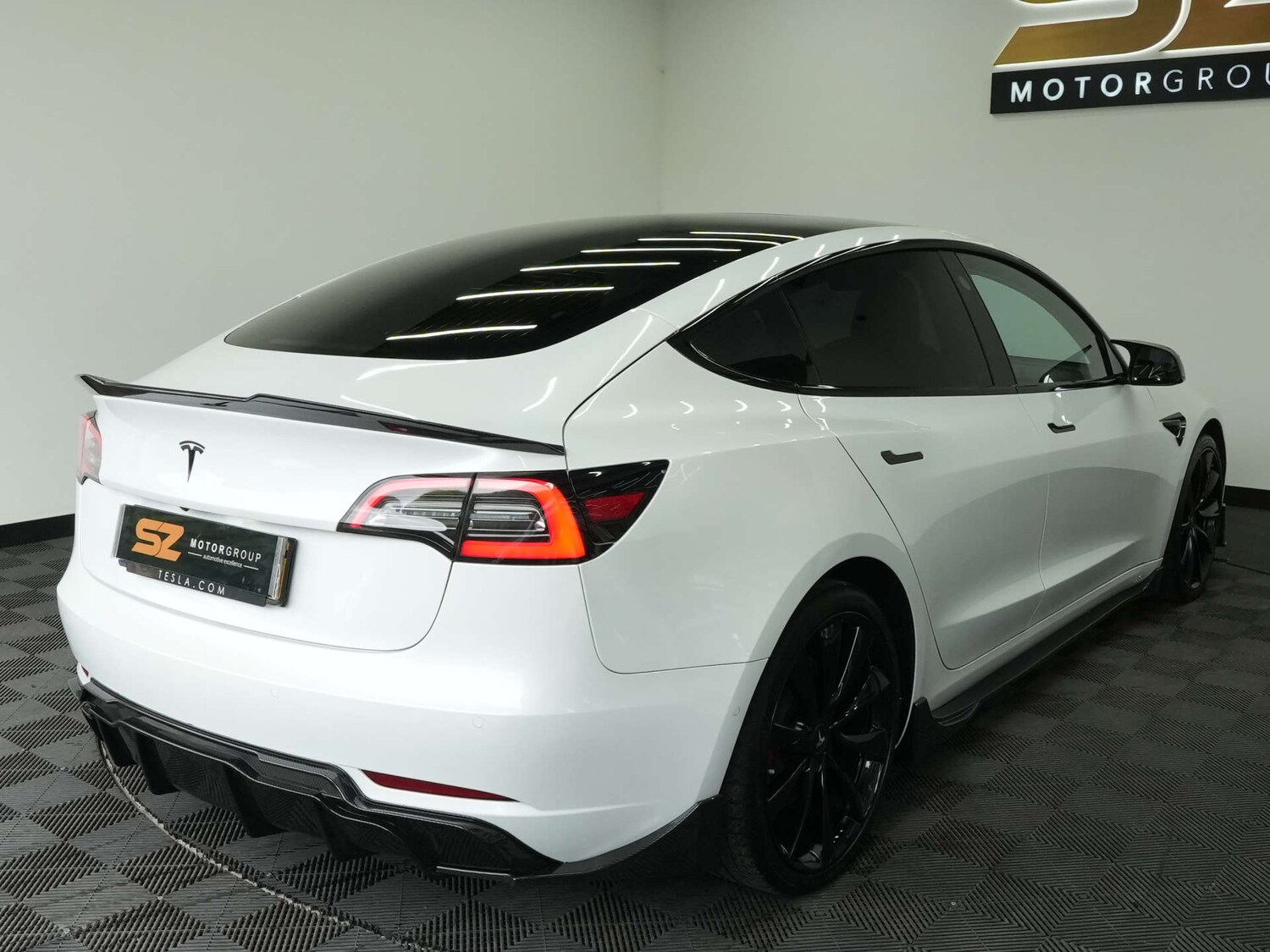 Used Tesla Model 3 2020 for sale - 78016449: Photo 11