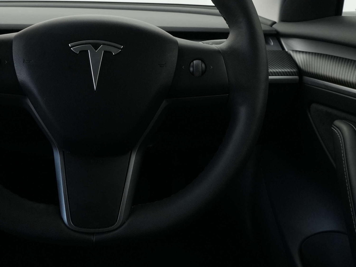 Used Tesla Model 3 2021 for sale - 77261395: Photo 45