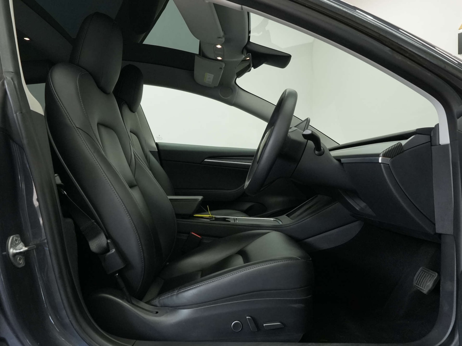 Used Tesla Model 3 2021 for sale - 77261395: Photo 53