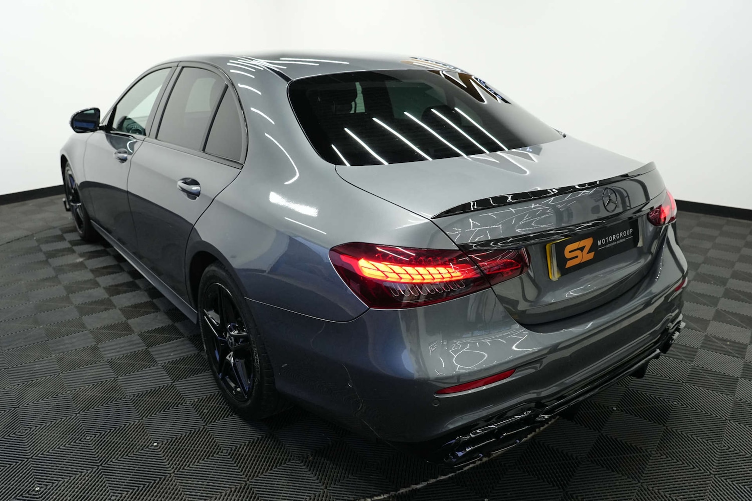 Used Mercedes-Benz E Class 2021 for sale - 77073370: Photo 9