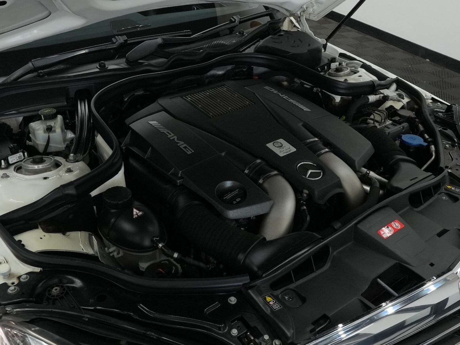 Used Mercedes-Benz E-Class 2011 for sale - 76042459: Photo 28