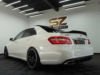 Used Mercedes-Benz E-Class 2011 for sale - 76042459: Photo