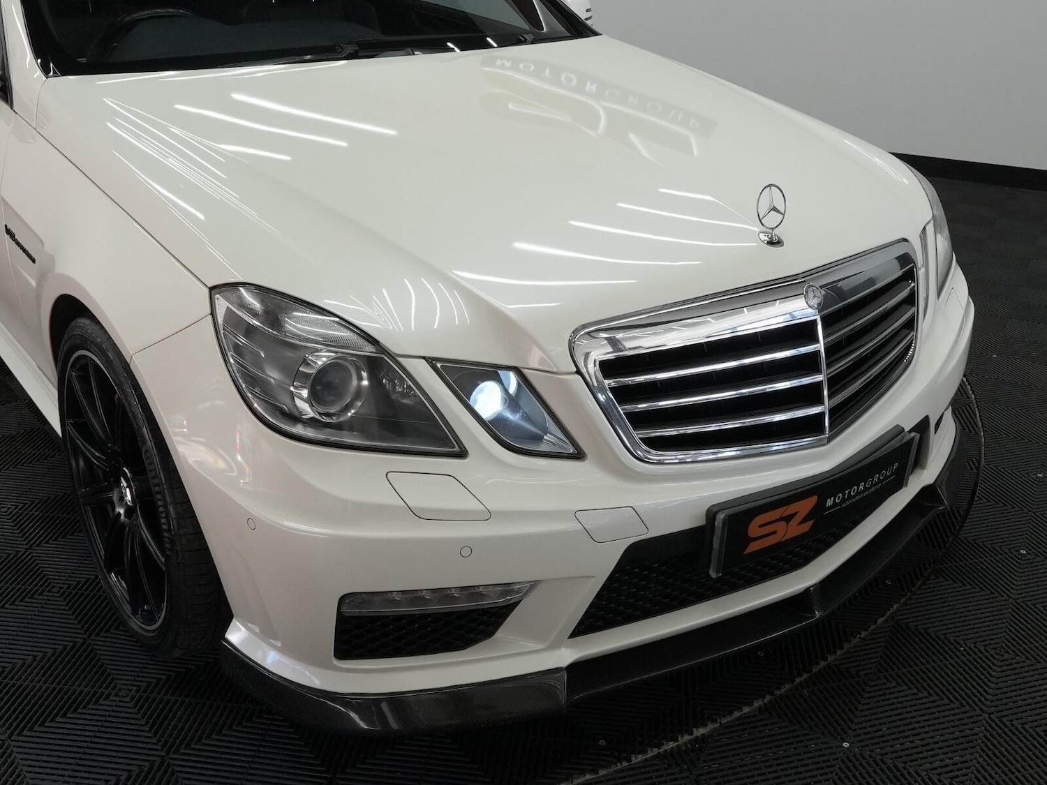 Used Mercedes-Benz E-Class 2011 for sale - 76042459: Photo 39
