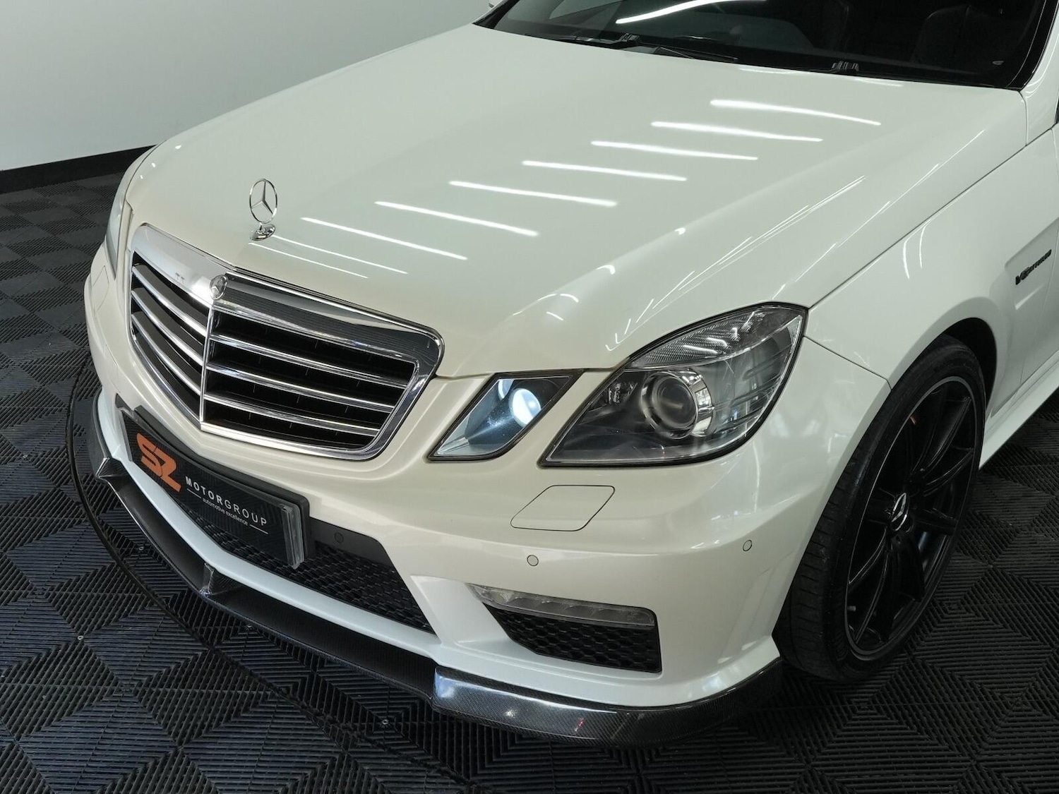 Used Mercedes-Benz E-Class 2011 for sale - 76042459: Photo 40