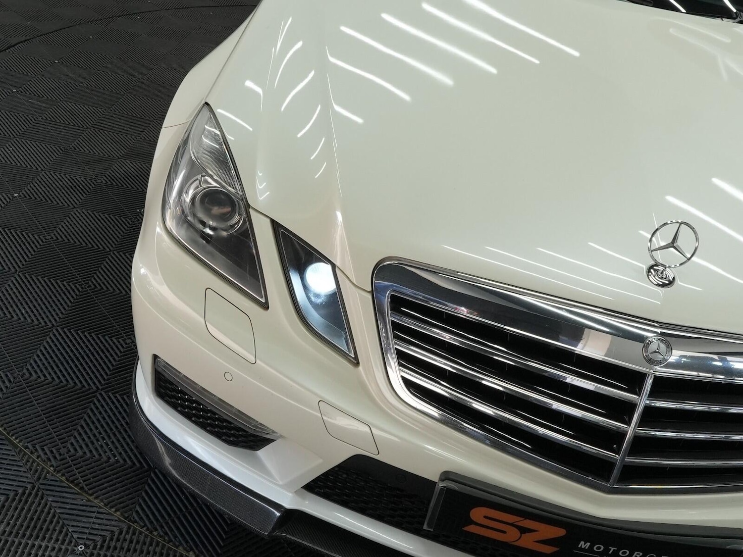 Used Mercedes-Benz E-Class 2011 for sale - 76042459: Photo 73