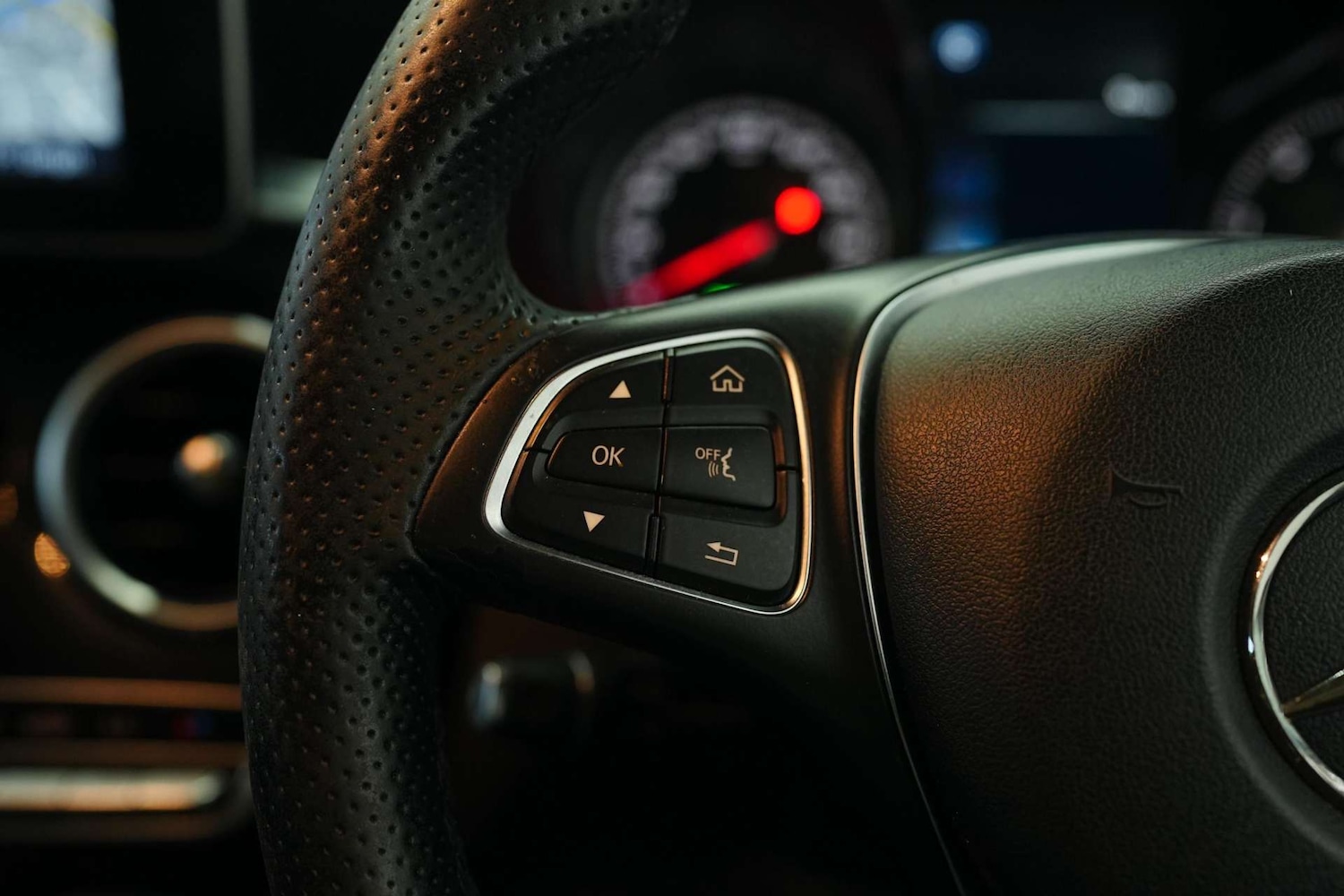 Used Mercedes-Benz C Class 2016 for sale - 76861626: Photo 14