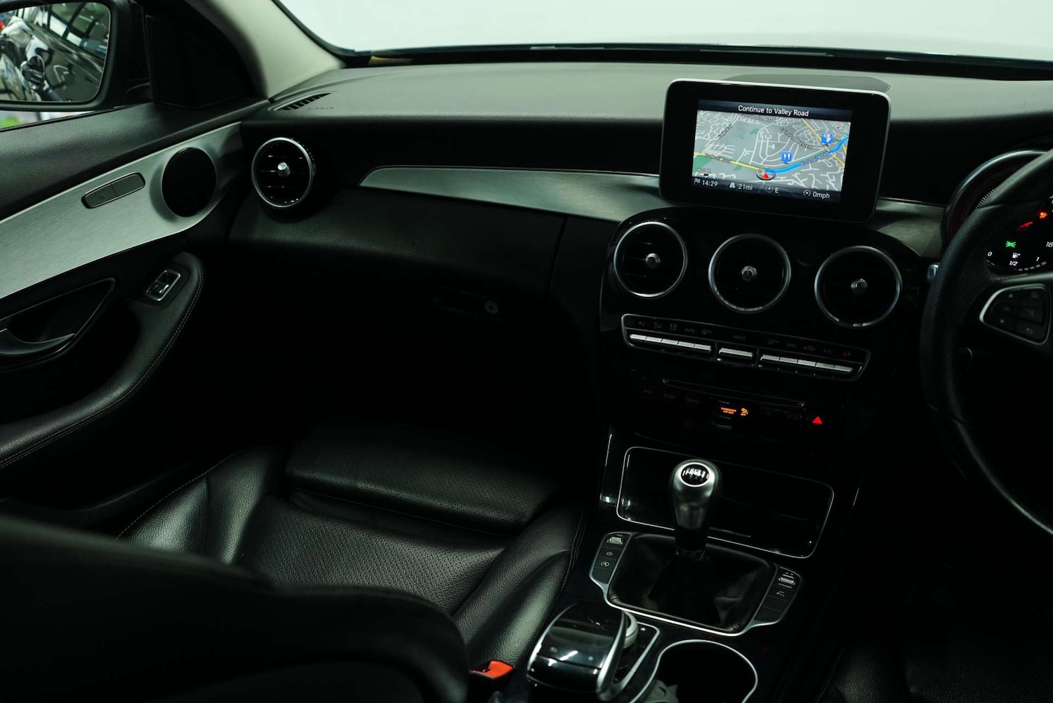 Used Mercedes-Benz C Class 2016 for sale - 76861626: Photo 33