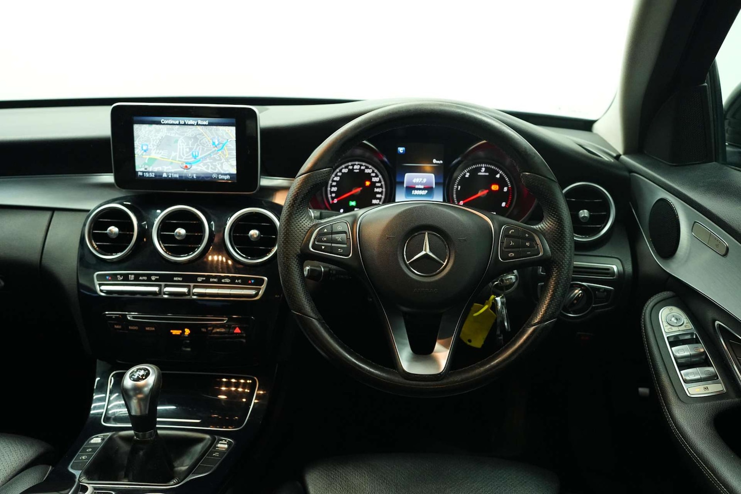 Used Mercedes-Benz C Class 2016 for sale - 76861626: Photo 4