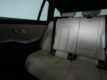 Used BMW 3 Series 2021 for sale - 75741820: Photo