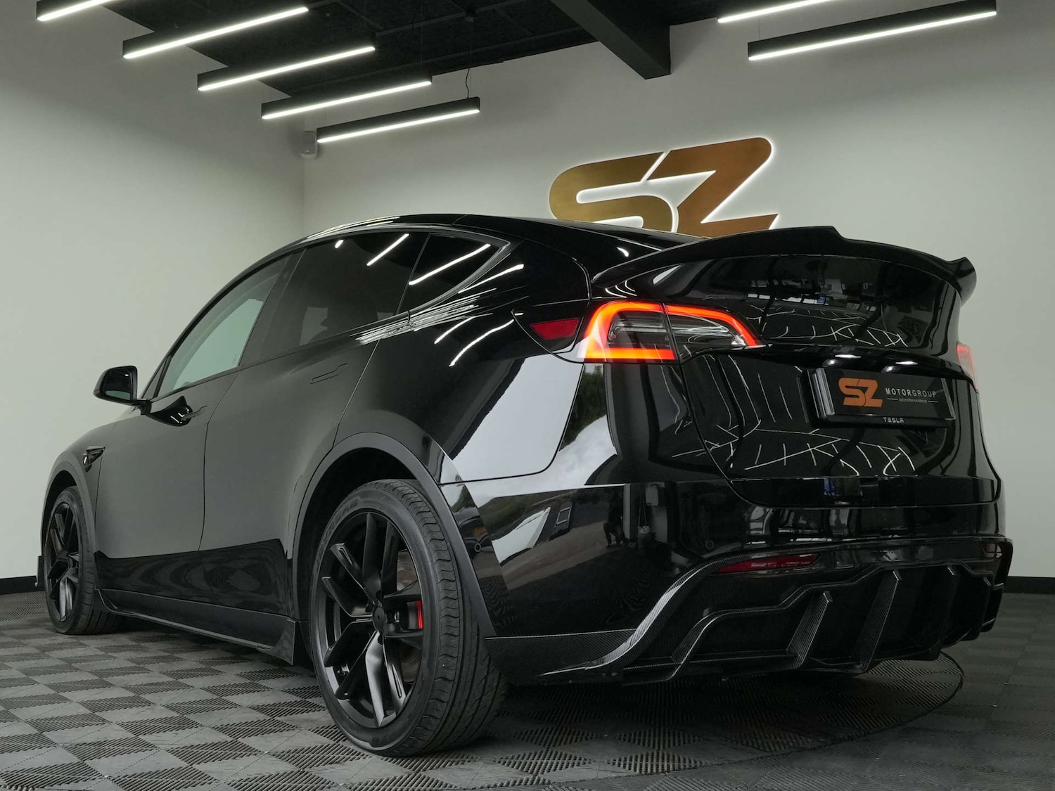 Used Tesla Model Y 2022 for sale - 78064656: Photo 2