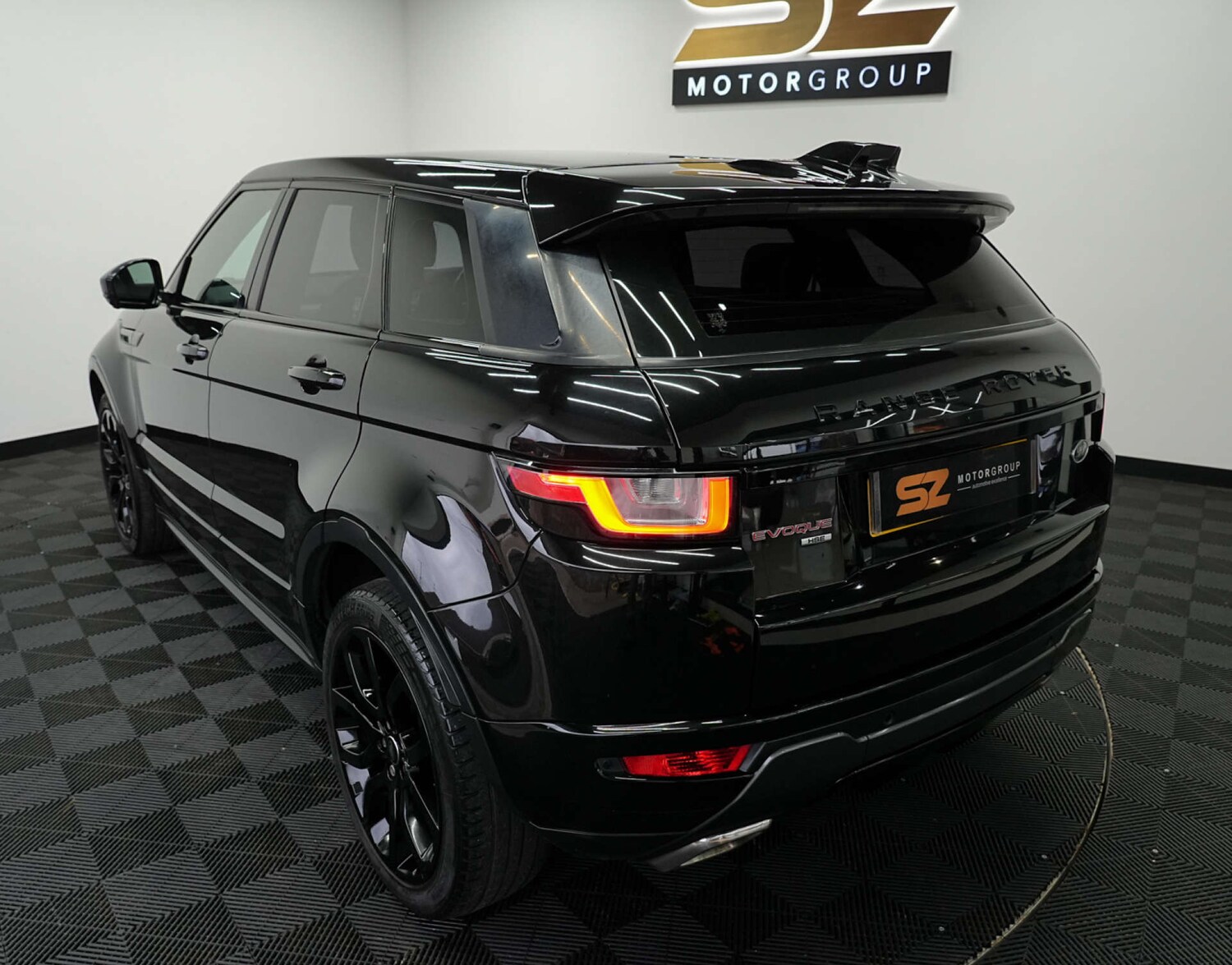 Used Land Rover Range Rover Evoque 2017 for sale - 77504121: Photo 11